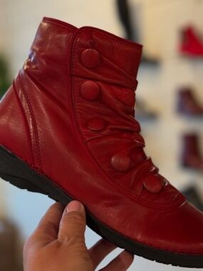 Miz Mooz Women's Red Leather Button-Detail Ankle Boot